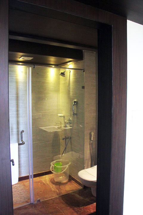 Ethnotel Bathroom and Toilet View